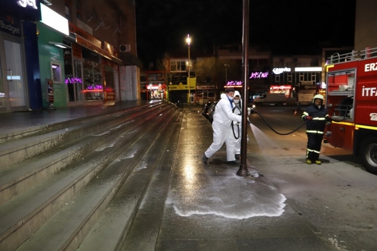 Erzincan Baştan Aşağı Dezenfekte Edildi