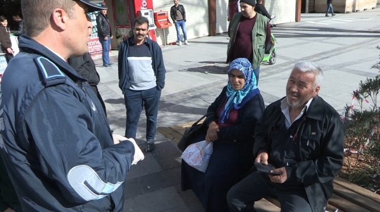 Büyükşehir 65 Yaş Ve Üstü Vatandaşları Ve Mesire Alanlarını Denetledi