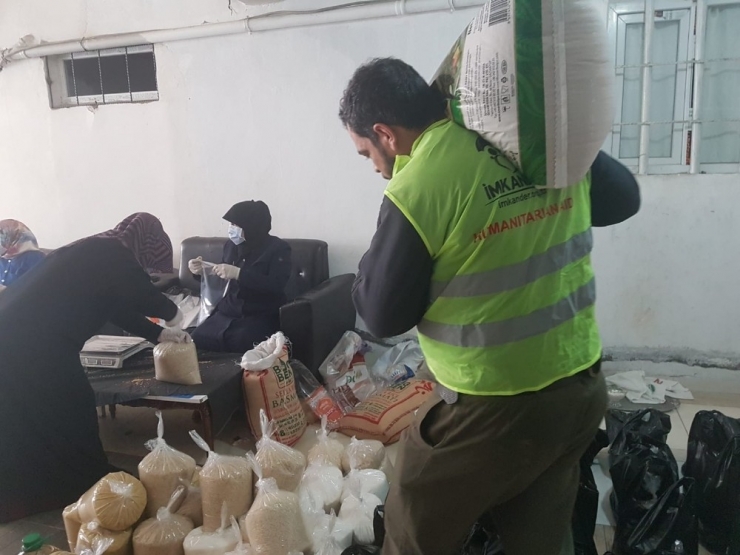 İmkander’den 65 Yaş Üstü 200 Aileye Gıda Kolisi