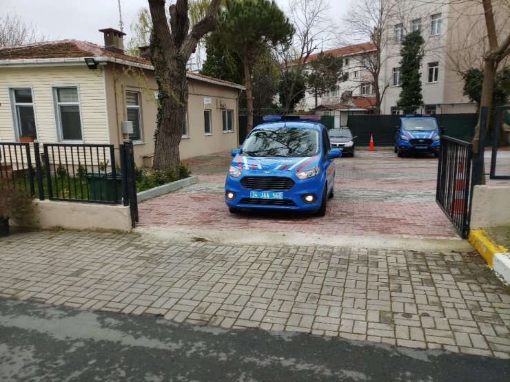 Jandarma 65 Yaş Üstü Yaşlıların İhtiyaçlarını Karşıladı