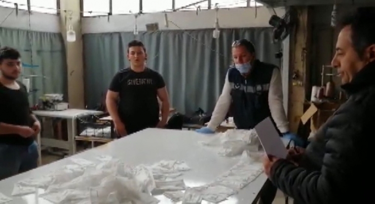 Buca’da Kaçak Dezenfektan Ve Maske Baskını