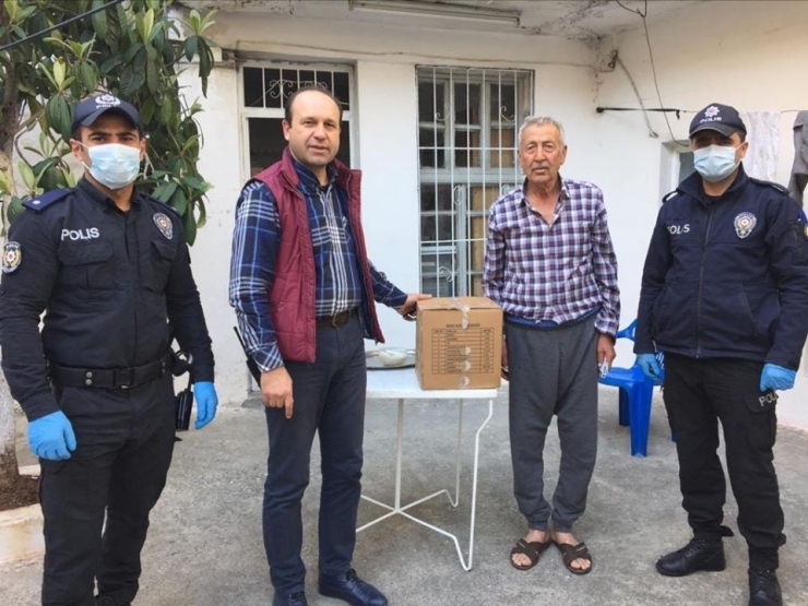 Vefa Sosyal Destek Çalışmaları Sürüyor