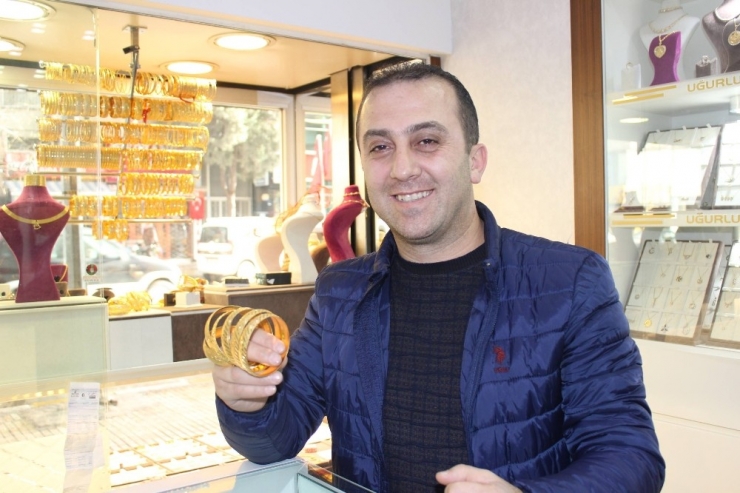 -Korkuteli’nde Nöbetçi Kuyumcu Dönemi Başladı