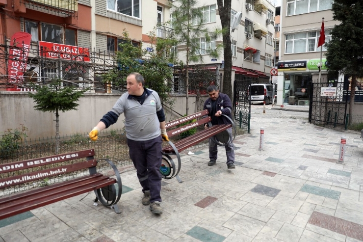 İlkadım’da Korona Virüsüne Karşı Banklar Söküldü