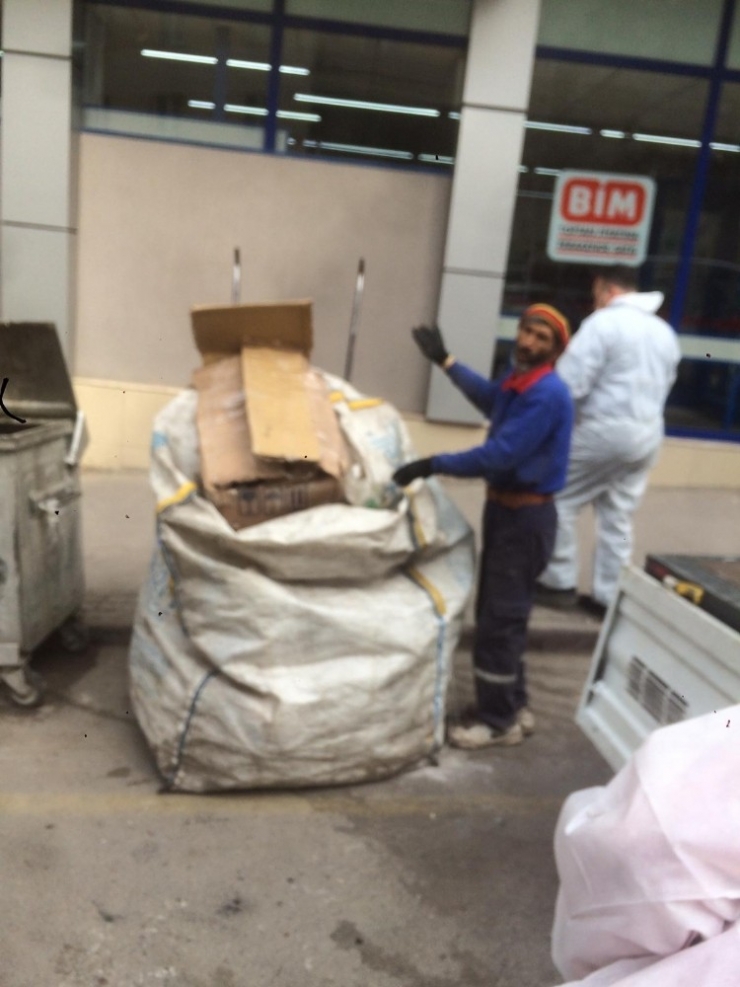 Kağıt Toplayıcılarına Korona Virüs Bilgilendirmesi