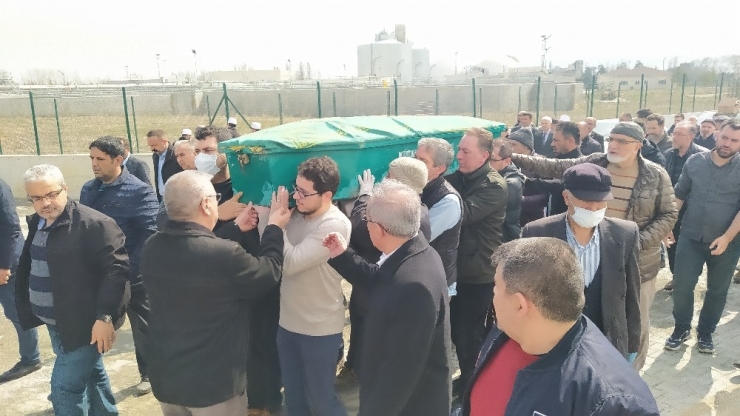 Kütahya’nın Sevilen Esnaflarından İbrahim Nazlı, Son Yolculuğuna Uğurlandı