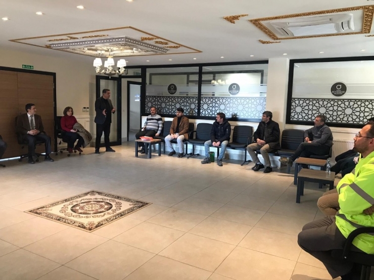 Mezarlık Personeline Korona Virüs Eğitimi