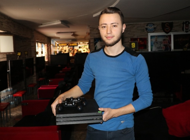 Oyun Konsolu Kiralamaya Talep Arttı