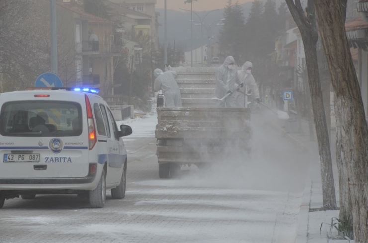 Pazaryeri Ve Çöp Konteynerleri Dezenfekte Edildi