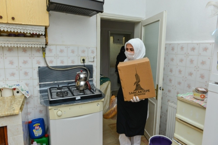 Sancaktepe’de Yaşlılar İçin ’Korona Virüs Acil Butonu’ Hizmete Başladı