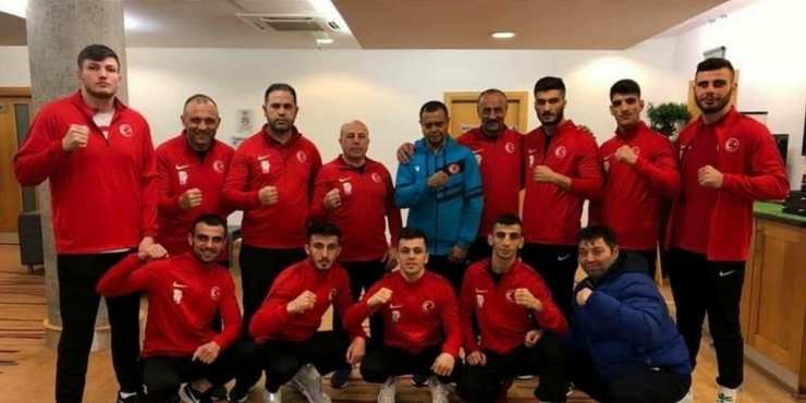 Boks Federasyonu’ndan Korona Virüs Açıklaması: "3 Sporcu Ve 1 Antrenörümüz Pozitif Çıktı"