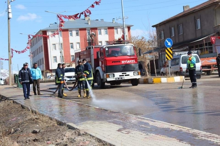 Saray Belediyesinden Dezenfekte Çalışması