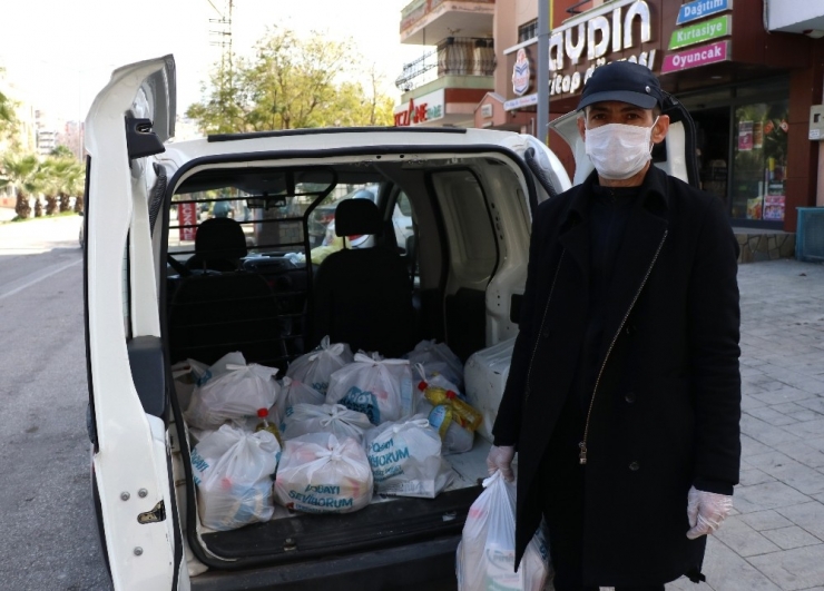 Yardımseverden Yaşlılara Askıda Erzak
