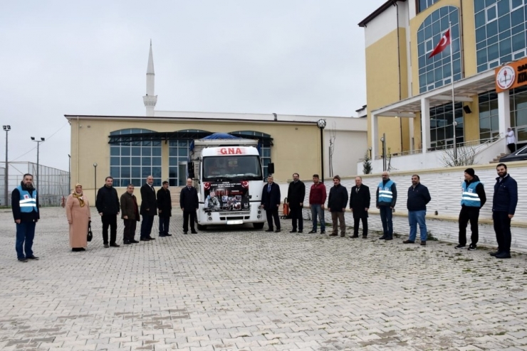 ’Şehit Eyüp Gülaştı Yardım Tırı’ İdlib’e Uğurlandı