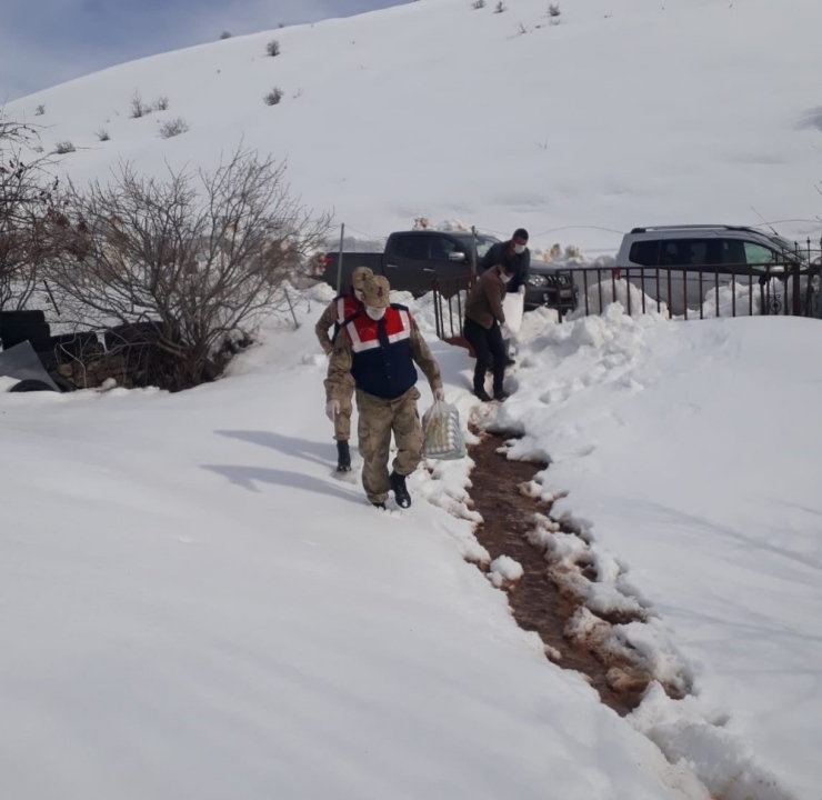Bingöl’de Vefa Sosyal Destek Grubu İlçe Ve Köylerde De Görevde