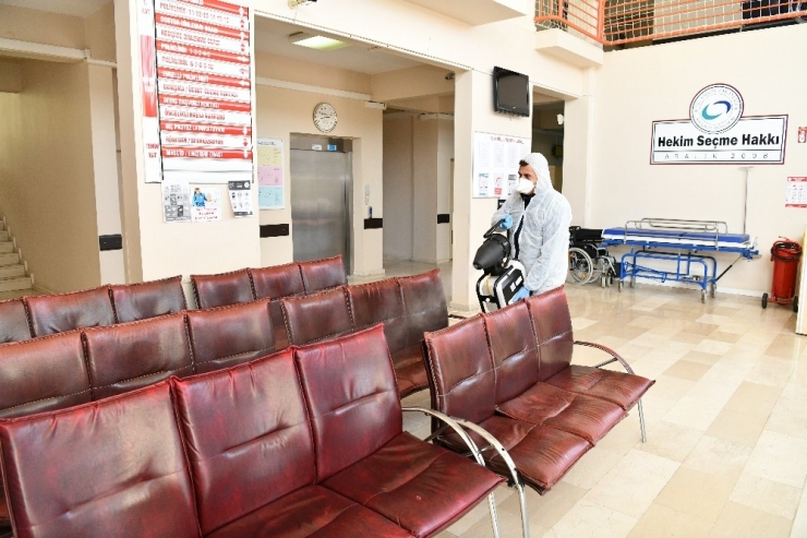 Çayırova Dezenfekte Ediliyor