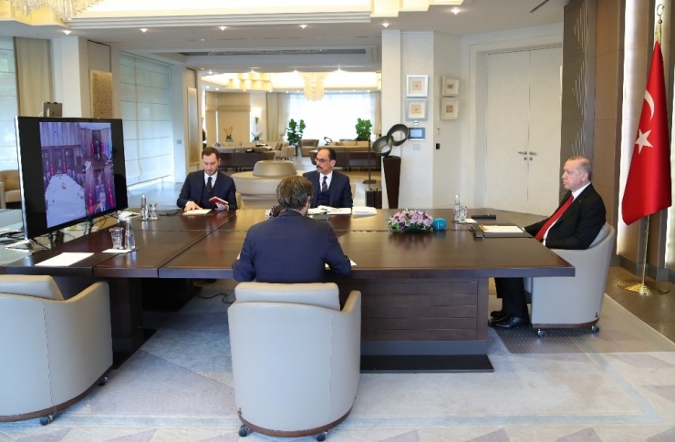 Cumhurbaşkanı Erdoğan, İnfaz Yasasını Video Konferansta Görüştü
