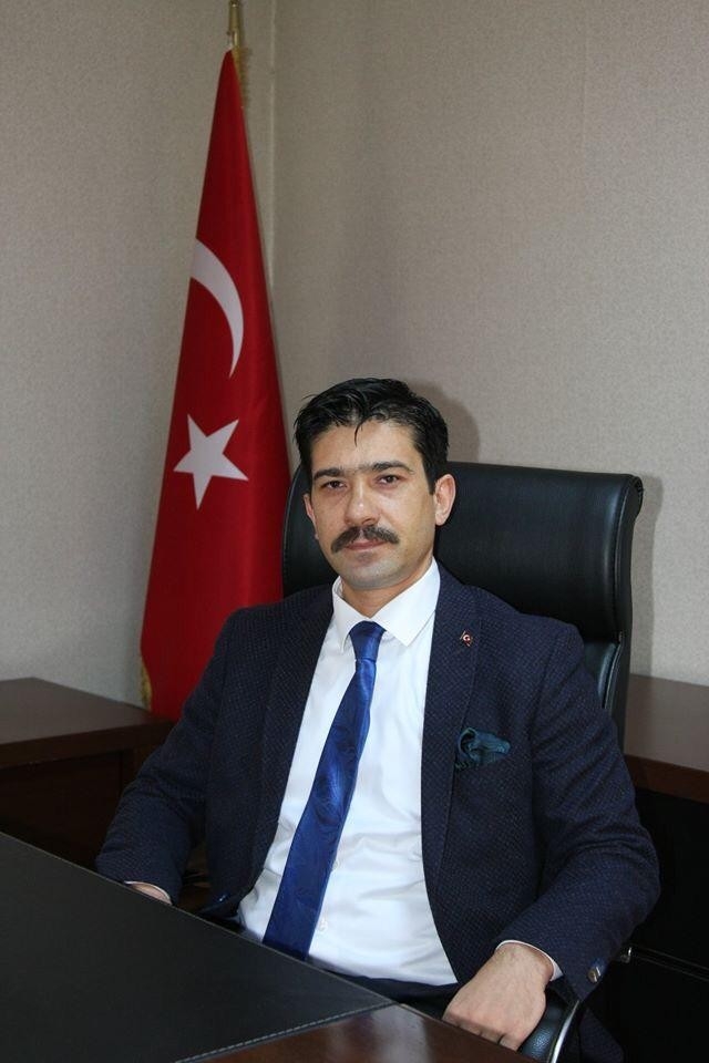 Ergani Belediyesine Kayyum Olarak Atanan Kaymakam Öztürk Göreve Başladı