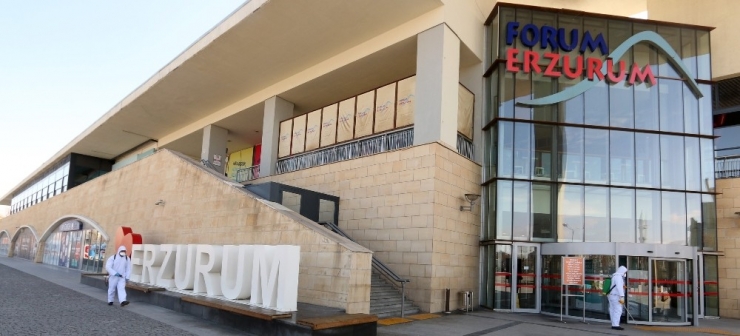 Büyükşehir Kenti 7/24 Dezenfekte Ediyor