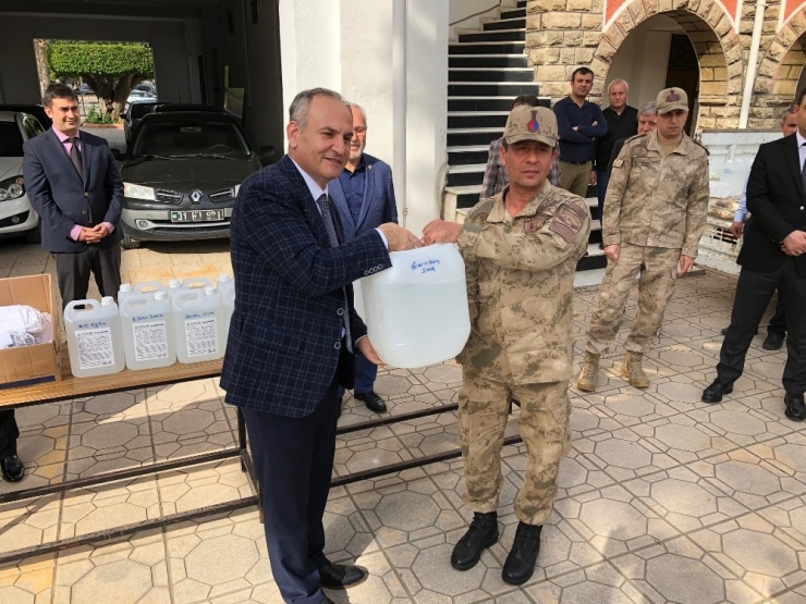 İskenderun’da Günde 3 Bin Maske Üretilecek