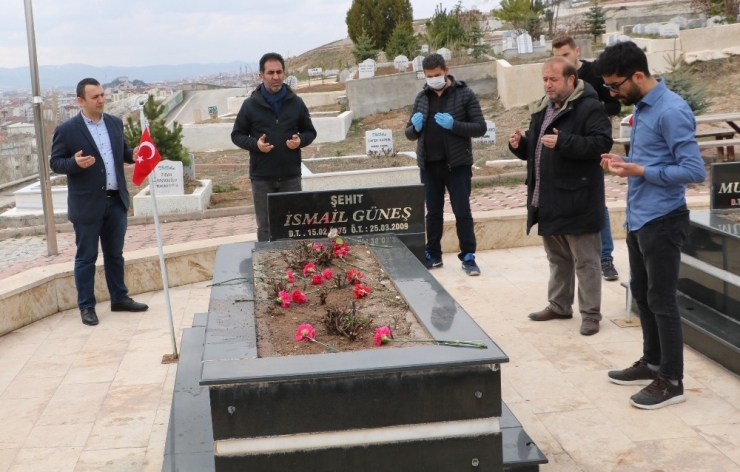 Gazeteci Meslektaşları İsmail Güneş Ve Arkadaşlarını Unutmadı