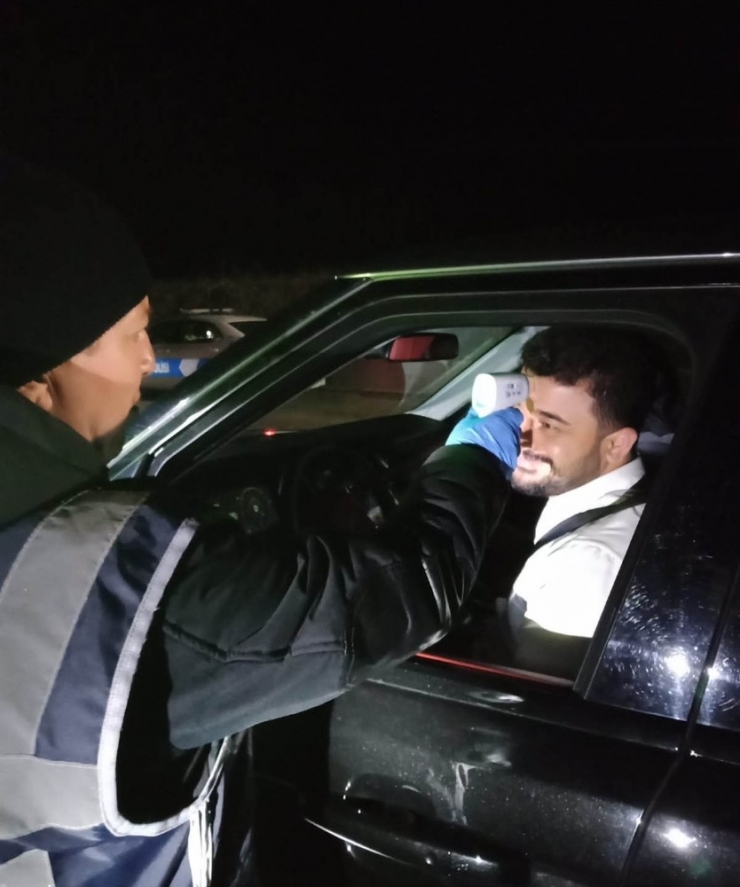 Kastamonu Girişlerinde Ateş Ölçer İle Kontroller Başladı