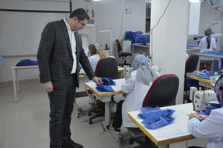 Odadan Sağlık Çalışanlarına 50 Bin Maske