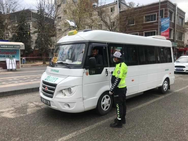 Trafik Ekiplerinden Toplu Taşıma Araçlarında Korona Virüs Denetimi