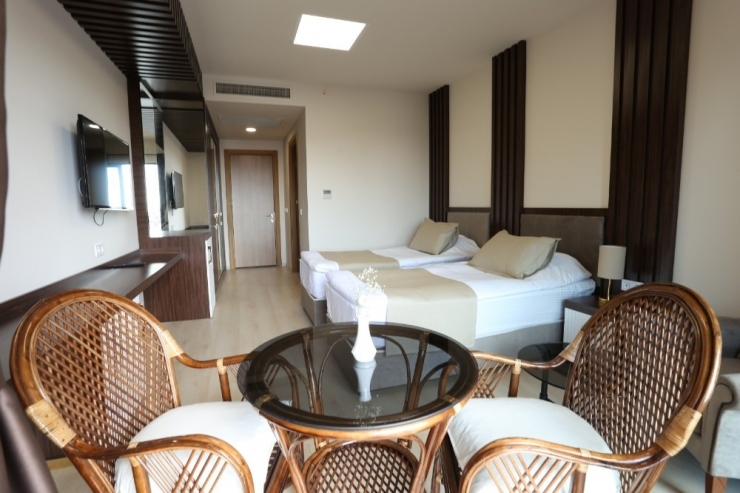 Kepez Sosyal Tesislerinin Kapılarını Sağlık Çalışanlarına Açtı