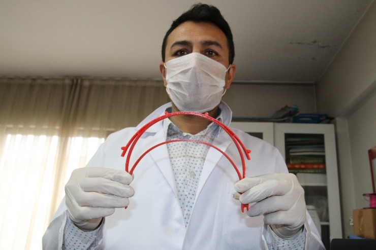 Öğretmenler Sağlık Çalışanlarına Kalkan Üretmeye Başladı