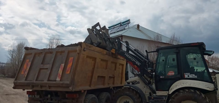 Bulanık Belediyesinden Çevre Temizliği