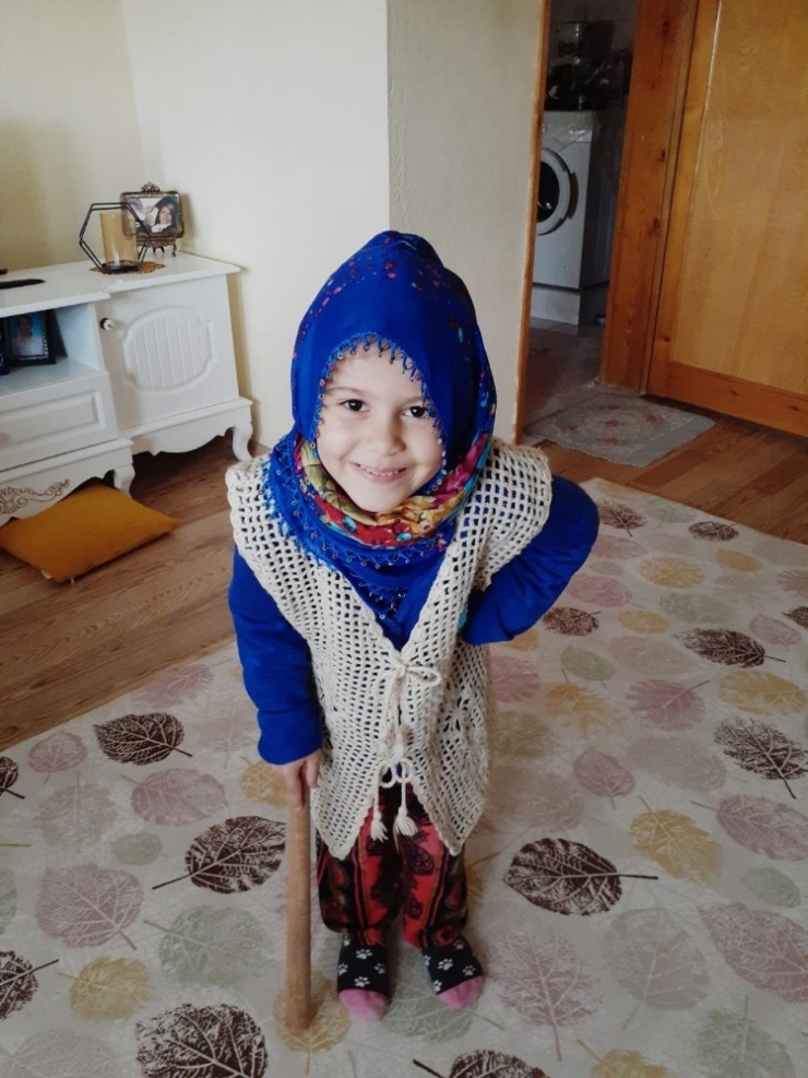 Anaokulu Öğrencilerinden Büyüklerine ’Evde Kal’ Mesajı