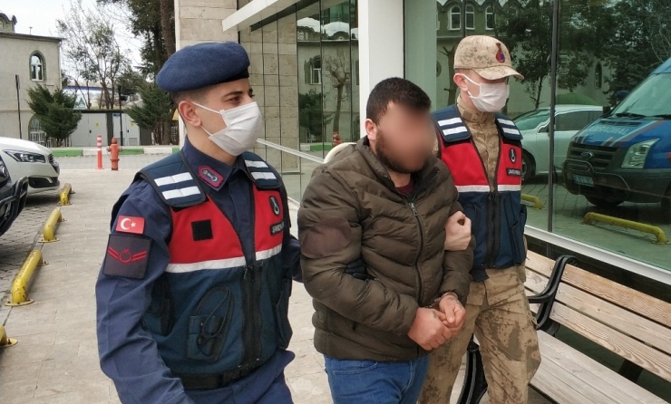 Çaldıkları Malzemeyi İnternet Sitesinden Satanlar Serbest Bırakıldı