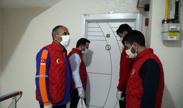 Canı Büryan Çeken 67 Yaşındaki Amcanın İmdadına Ekipler Yetişti