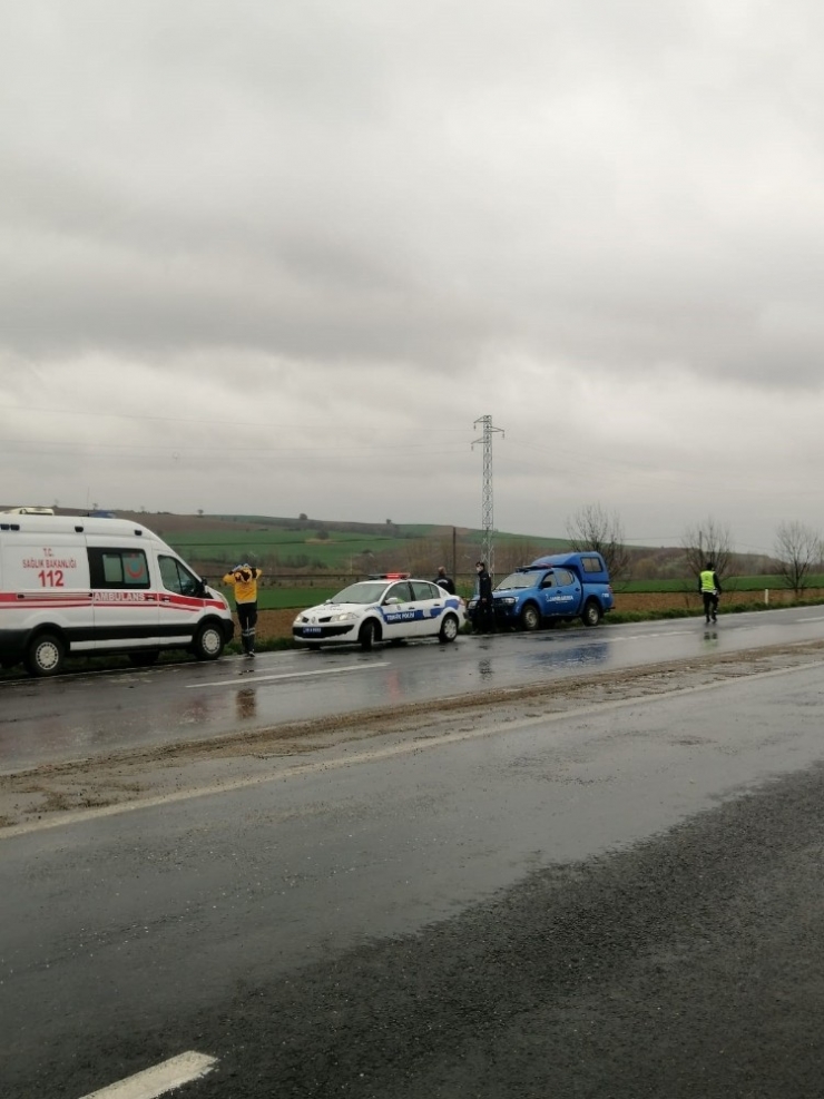 Yağışlar Kaza Getirdi