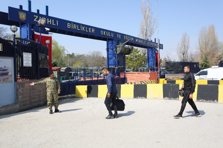 Tsk’dan Askere Alınan Acemi Erlere Üst Düzey Korona Virüs Koruması