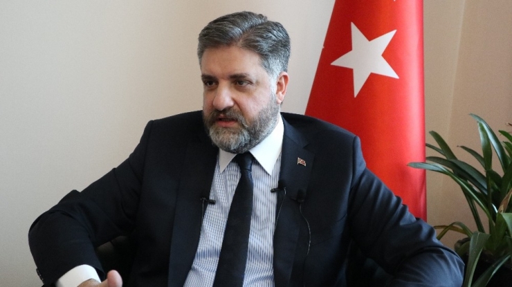 Büyükelçi Önen: “Toplum Olarak Kurallara Riayet Edersek Korkmamıza Gerek Yok”