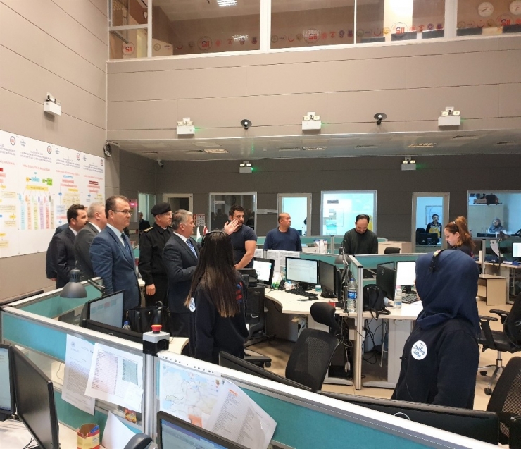 Vali Yazıcı Vefa Sosyal Destek Grubunu Ziyaret Etti