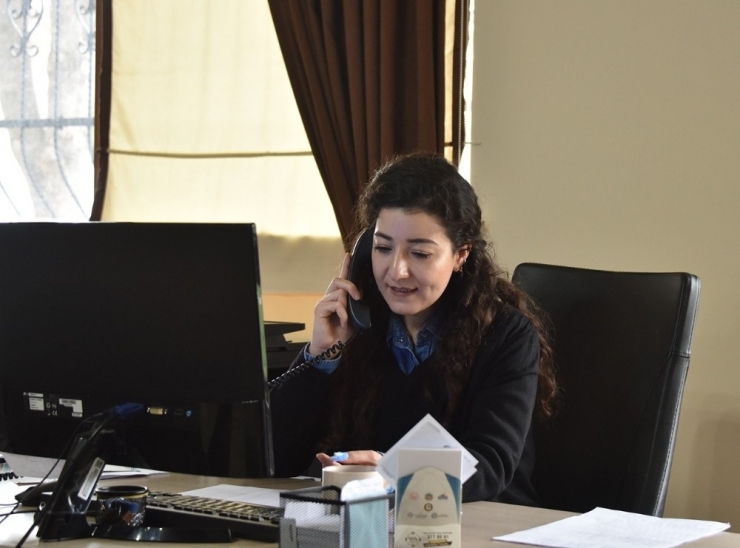 65 Yaş Üstü Vatandaşlara Telefonla Evde Kalın Uyarısı