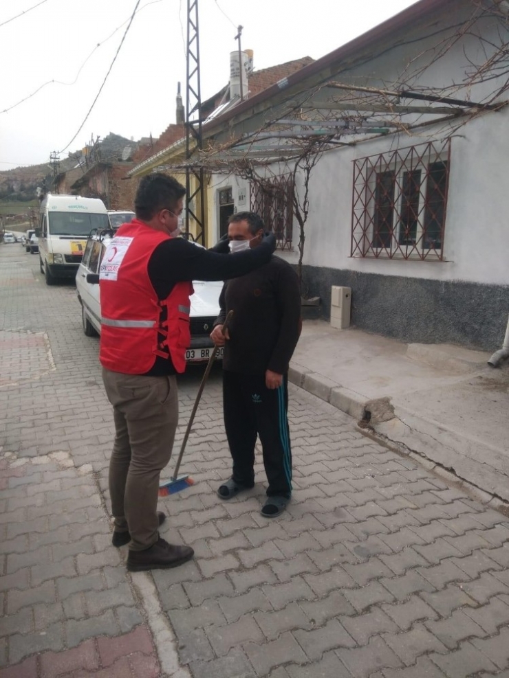 Kızılay Korona Virüs Mücadelede Sosyal Yardım Çalışmalarını Artırdı