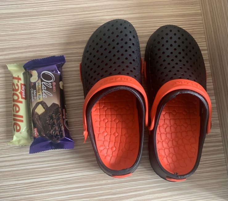 Korana Gözetimi Altındaki Öğrenci, Yurtlardaki Konforu Paylaştı