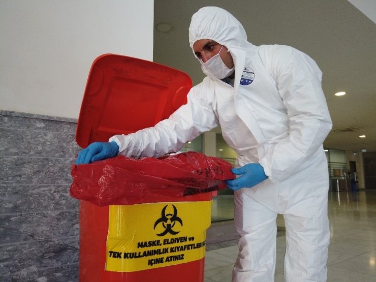 Kullanılmış Maske Ve Eldivenler Tıbbi Atık Olarak Toplanacak