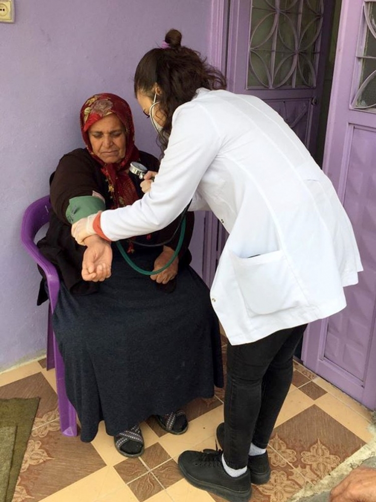 Yaşlıların Yardımına Vefa Gurubu Yetişiyor