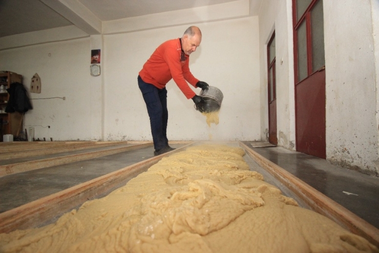 Bin Yıllık Yöntemle Yapılan En Doğal Dezenfektan “Sabun”