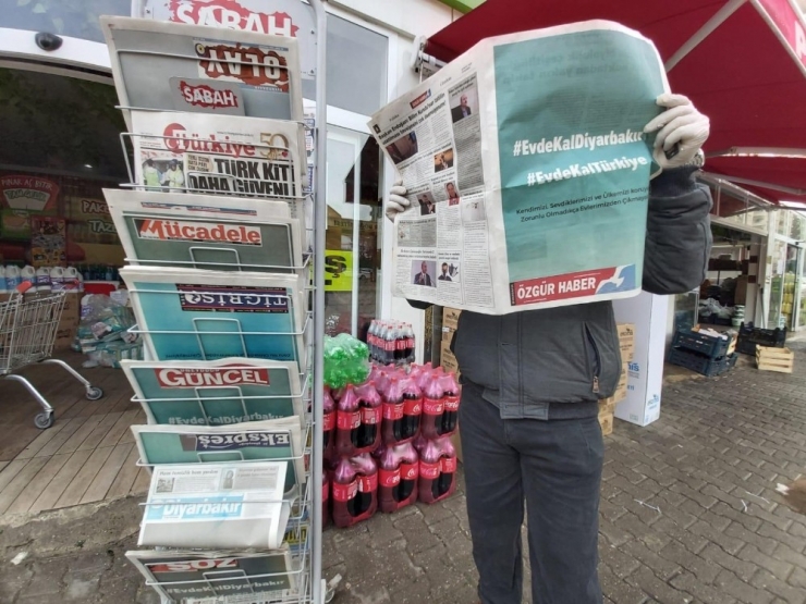 Diyarbakır Gazeteleri Tam Sayfa ‘Evde Kal Diyarbakır’ Manşetiyle Çıktı