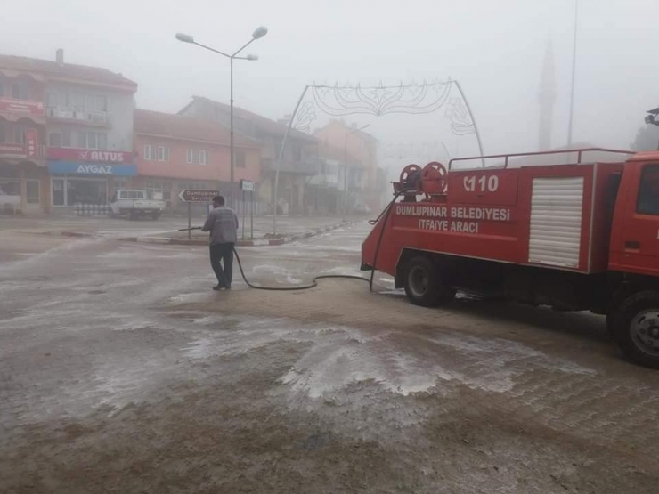 Dumlupınar’da Tüm Sokaklar Dezenfekte Edildi