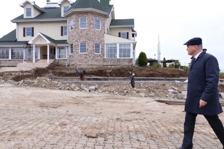 Başkan Özlü Projeleri Yakından Takip Ediyor