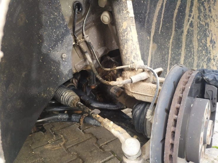 Karaman’da İtfaiyeden Kedi Kurtarma Operasyonu