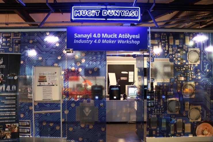 Kocaeli Bilim Merkezi’nde 3d Koronavirüs Maskesi Üretiliyor