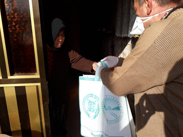 65 Yaş Üstü İle Kronik Hastalığı Olan Engelli Vatandaşlara Temizlik Kiti Desteği